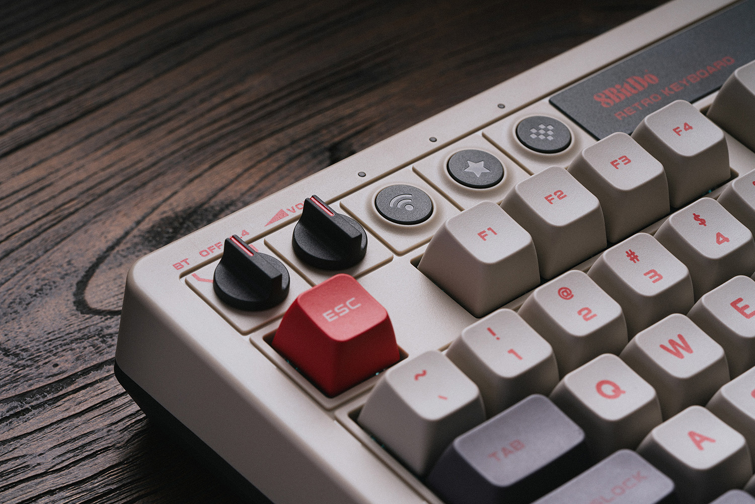 8Bitdo 레트로 기계식 키보드, 블루투스, 2.4G - Retro Gaming Windows 리뷰 및 가격